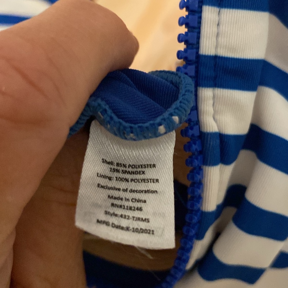 Cabana Life Long Sleeve Rashguard - Picture 7 of 8